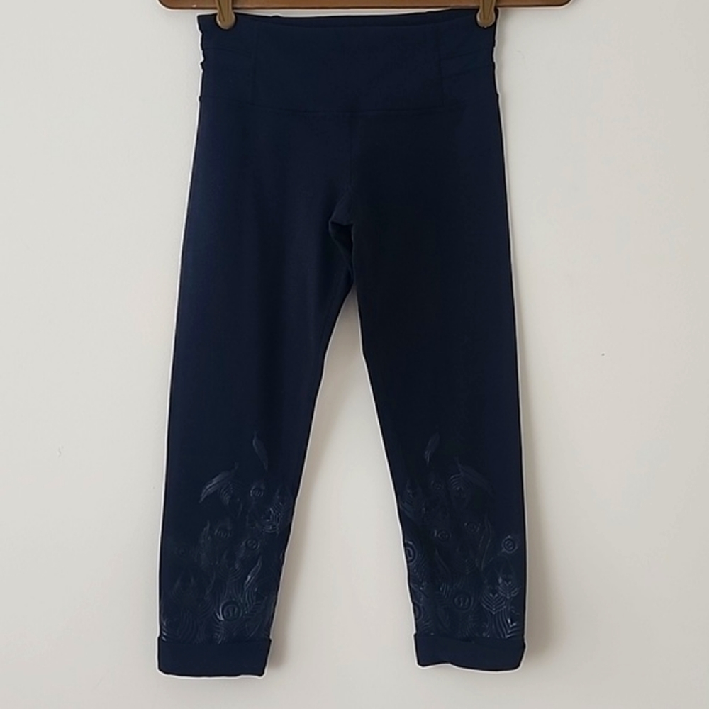 Lululemon Acro Gel Peacock Feathers Crop Mid Wasit Leggings 4